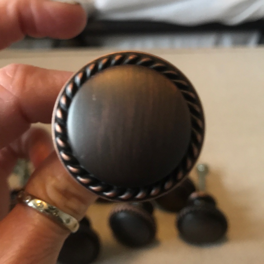 Bronze knobs - Picture 2 of 4